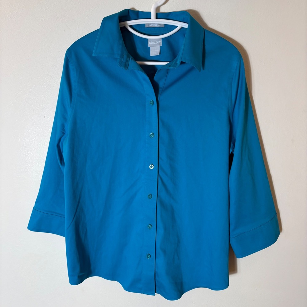 Chicos No Iron Chic Stretch Teal Blue Button Up Shirt Top Size 1 (8/10)